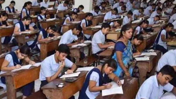 பத்தாம் வகுப்பு பொதுத்தேர்வில் குமரி டாப் 97.22% தேர்ச்சி.. வேலூர் கடைசி இடம்