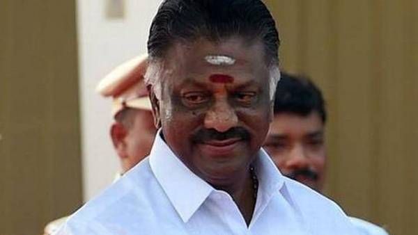 பாஜக அழைத்ததால் டெல்லி சென்ற ஓ பன்னீர் செல்வம்.. விமானத்தில் சென்னை திரும்பினார்.. பேட்டி தர மறுப்பு