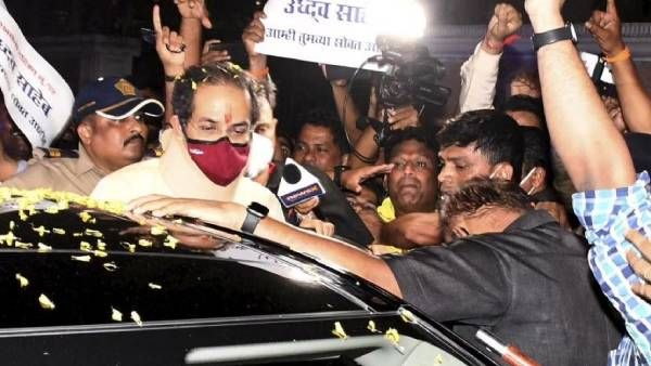 சட்டப்பேரவையோ, சாலையோ.. சண்டை எங்கிருந்தாலும் வெற்றி எங்களுக்கே! - சிவசேனா எம்.பி சஞ்சய் ராவத்