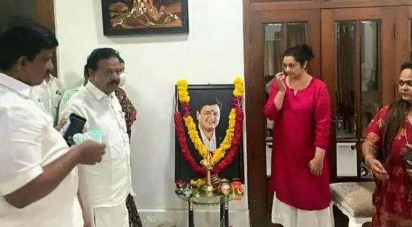 நடிகை மீனாவுக்கு ஆறுதல் கூறிய அமைச்சர் பொன்முடி! பக்கபலமாக நிற்கும் டான்ஸ் மாஸ்டர் கலா!