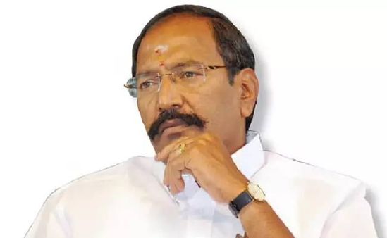 மாஜி அமைச்சர் வீட்டில் திடீரென புகுந்த லஞ்ச ஒழிப்புத்துறை.. நாமக்கல் மாவட்டத்தில் நடப்பது என்ன?