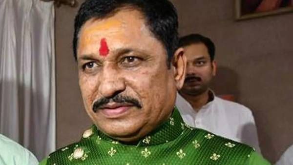 ரொம்ப வேதனையாக இருக்கு.. 2 நிமிடத்தில் கவிழ்க்கப்படும் ஆட்சி.. சொந்த கட்சியையே சாடிய பாஜக எம்எல்ஏ