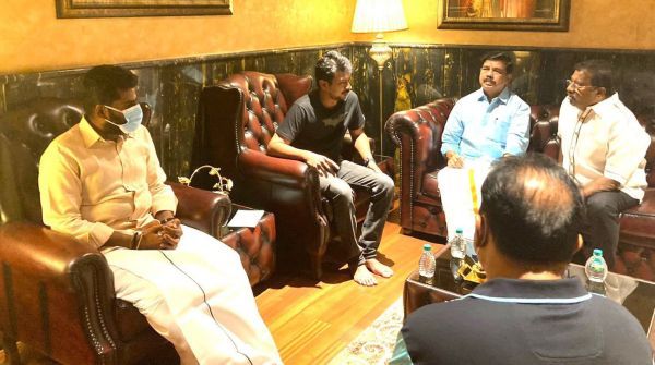 திமுக உதயநிதியும் பாஜக அண்ணாமலையும் திடீர் சந்திப்பு..என்ன பேசினார்கள்?