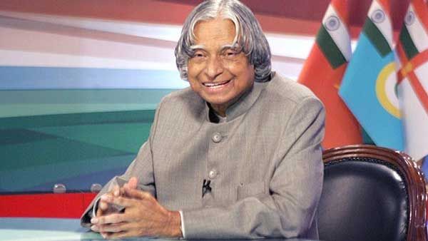 மக்கள் ஜனாதிபதி அப்துல் கலாம் 7ஆம் ஆண்டு நினைவுதினம் - ட்விட்டரில் தலைவர்கள் அஞ்சலி
