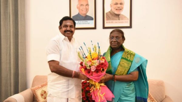 டெல்லியில் முகாமிட்டுள்ள எடப்பாடி பழனிசாமி.. டக்கென திரௌபதி முர்முவை நேரில் சந்தித்தார்!