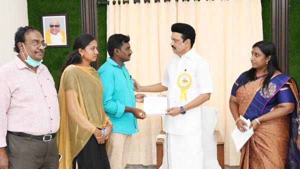 அடிச்சார் பாரு அபாயிண்ட்மெண்ட்! ஸ்டாலினின் ஸ்பீடு.. சந்தித்த மறுநாளே அருந்ததியர் மருத்துவருக்கு பணி