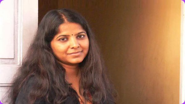 LGBT கொடியுடன் சிகரெட் புகைக்கும் “காளி” - லீனா மணிமேகலையின் ஆவண படத்தால் பாஜகவினர் கொதிப்பு