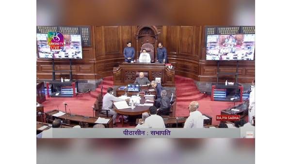 விலைவாசி உயர்வு, பணவீக்கம்.. நாடாளுமன்றத்தை 3-வது நாளாக இன்றும் முடக்கிய எதிர்க்கட்சிகள்!