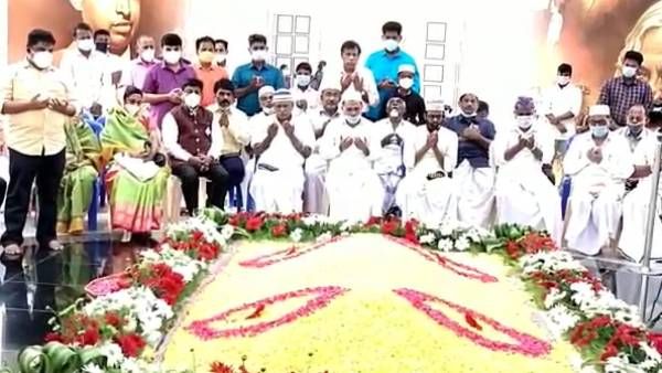 டாக்டர் அப்துல்கலாமின் 7-ம் ஆண்டு நினைவு தினம்! நினைவிடத்தில் உறவினர்கள், பொதுமக்கள் அஞ்சலி!