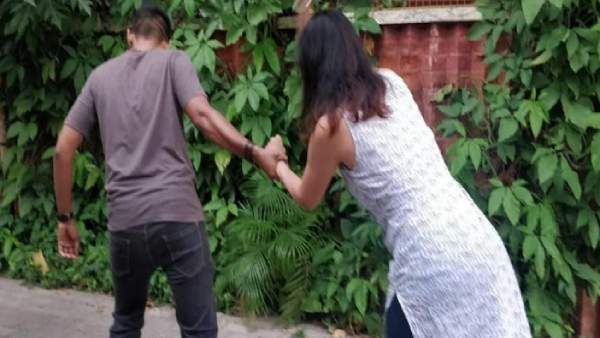 மனைவிகளை ஸ்வாப் செய்யும் உல்லாச விருந்து.. தம்பியுடன் ஒரு நைட்.. கட்டாயப்படுத்தும் கணவர் மீது புகார்