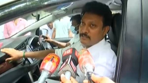 கள்ளக்குறிச்சி மாணவி மரணம்..ஸ்பாட்டிற்கு விரையும் அமைச்சர் அன்பில் மகேஷ்! நேரில் ஆய்வு நடத்துகிறார்