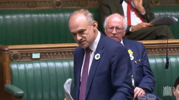 கோத்தபாய , ராஜபக்சேக்களுக்கு எதிராக சர்வதேச கைது வாரண்ட்- பிரிட்டன் நாடாளுமன்றத்தில் வலியுறுத்தல்