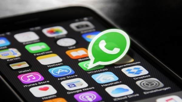 ஆண்ட்ராய்டு போனில் வாட்ஸ்-அப் பயன்படுத்துகிறீர்களா? கவனம் தேவை.... எச்சரிக்கும் வாட்ஸ் அப் சிஇஓ