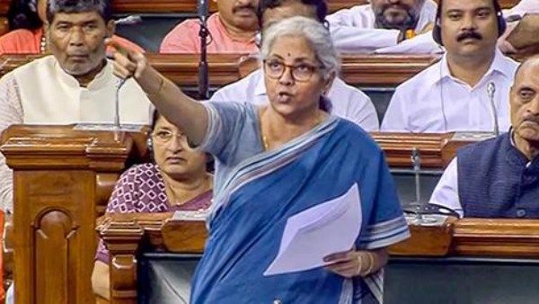 தமிழில் நிர்மலா சீதாராமன் வைத்த “புகார்”.. கொந்தளித்த திமுகவினர்! தமிழக சட்டமன்றம்போல் மாறிய லோக்சபா