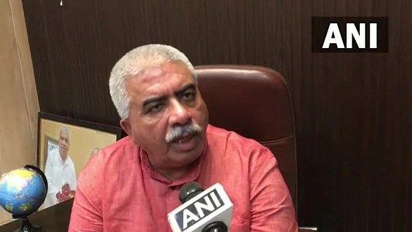 சட்டவிரோத ஆயுத வழக்கு: உ.பி. பாஜக அமைச்சர் ராகேஷ் சச்சனுக்கு ஓராண்டு ஜெயில் தண்டனை!