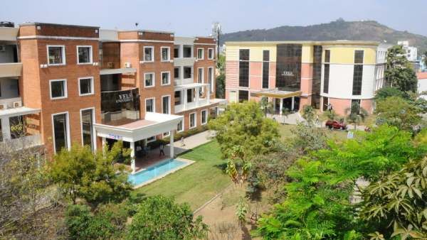 முதுகலை படிப்பை முடித்த உடனே அரசு வேலை வேண்டுமா? சென்னை வேல்ஸ் பல்கலைக்கழகத்தின் புதிய அறிமுகம்