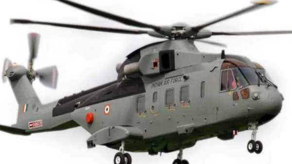 அப்போ ஹெலிகாப்டர் இப்போ ரூ.415 கோடி சொத்து; அள்ள அள்ள குறையாத மோசடி பணம் - அதிகாரிகள் அதிர்ச்சி