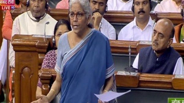 இறுதிச் சடங்கிற்கு ஜிஎஸ்டி இல்ல.. ஆனால், சுடுகாடு கட்ட வரி விதிப்போம் -நிர்மலா சீதாராமன் விளக்கம்