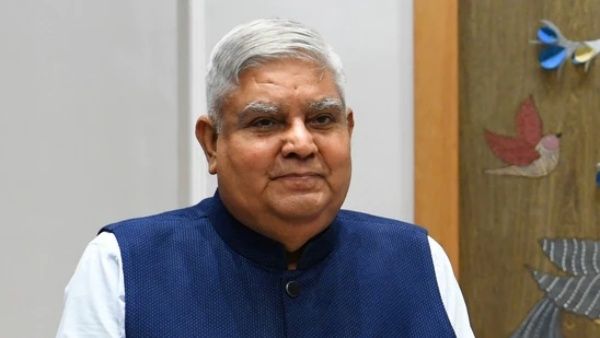 3 ஆண்டுகளாக மம்தாவுடன் விடாத மோதல்.. ஆளுநர் டூ துணை ஜனாதிபதி.. யார் இந்த ஜெகதீப் தன்கர்?