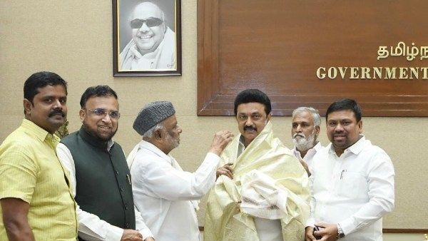 இந்திய யூனியன் முஸ்லிம் லீக் பவள விழா.. முதல்வர் ஸ்டாலினுக்கு காதர் மொகிதீன் நேரில் அழைப்பு!