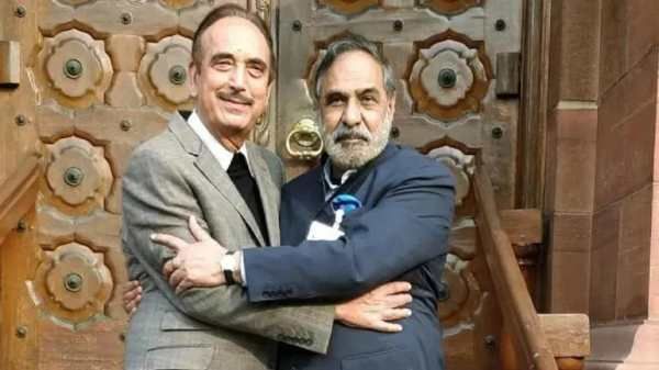 போச்சே.. குலாம் நபி ஆசாத்தை திடீரென சந்தித்த ஆனந்த் சர்மா.. காங்கிரசில் அடுத்த விக்கெட்? பின்னணி