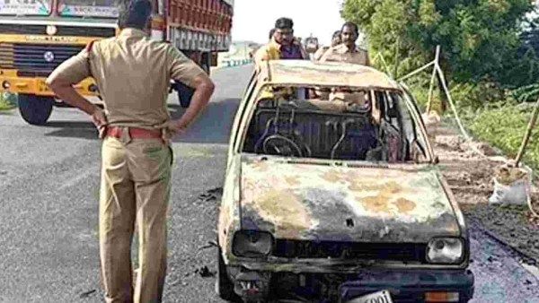 சாலையில் தீ பற்றி எரிந்த கார்! அதிர்ஷ்டவசமாக மகனுடன் உயிர் தப்பிய ராசிபுரம் தாசில்தார்!