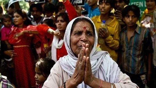 குடியுரிமை பெறுவதில் கடும் கட்டுப்பாடுகள்; பாகிஸ்தானுக்கே திரும்பும் இந்து அகதிகள்!