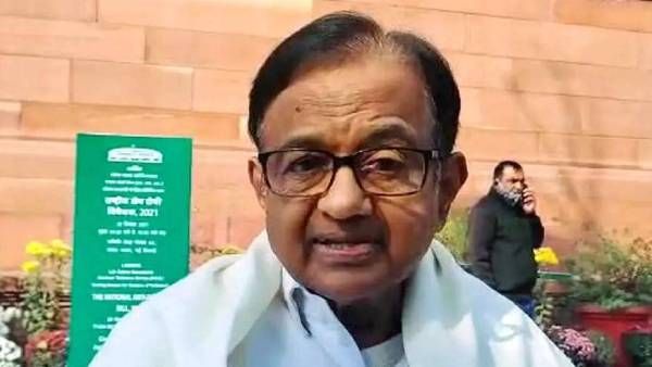 நாளைக்கு உங்களையும் மூட்டை கட்டிருவாங்க.. பிரஸ் மீட்டில் செய்தியாளர்களை பார்த்து சொன்ன ப.சிதம்பரம்!