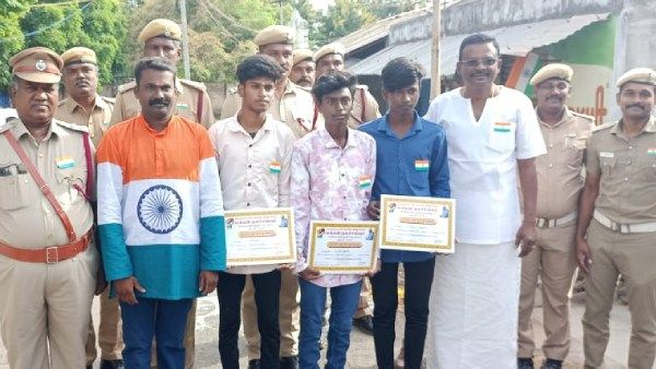 போதை பொருள் ஒழிப்போம்..குறும்படம் வெளியிட்ட கல்லூரி மாணவர்கள்..சுதந்திர தினத்தில் பாராட்டு சான்றிதழ்