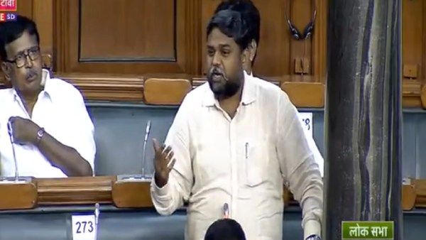 கோமியத்துக்கு 50% கூட ஜிஎஸ்டி போடுங்க.. பால், தயிருக்கு ஏன்? -லோக்சபாவில் திமுக எம்பி செந்தில்குமார்