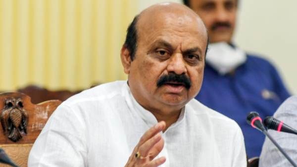 குஜராத் பாணியில் ஷிப்ட்டாகும் கர்நாடக அரசியல்.. பொது சிவில் சட்டம் வரும்.. பசவராஜ் பொம்மை ஒரே போடு!