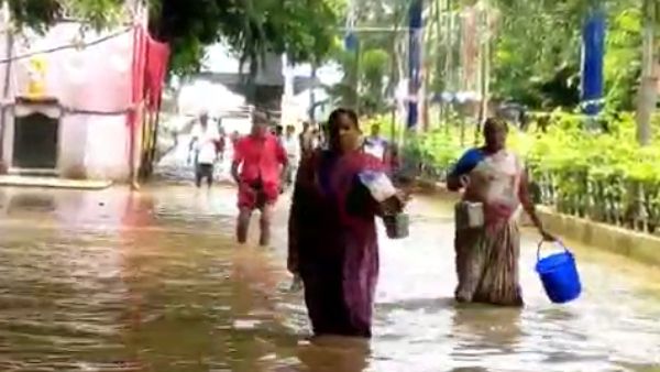 கோதாவரி ஆற்றில் மீண்டும் வெள்ளபெருக்கு - தண்ணீரில் தத்தளிக்கும் ஏனாம் மக்கள்