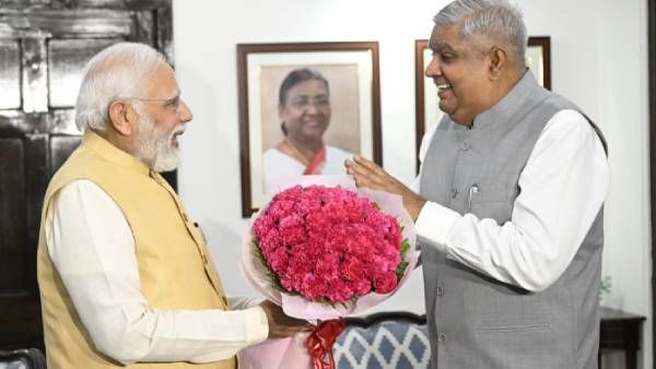 விவசாயி மகன் குடியரசுத் துணைத் தலைவரானது பெருமை - ஜெகதீப் தன்கரை நேரில் வாழ்த்திய பிரதமர் மோடி