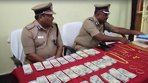 திருப்பூர் பெண் கொலை வழக்கில் 3 பேர் கைது... 12 மணி நேரத்தில் குற்றவாளிகளை பிடித்து அசத்திய போலீஸ்!