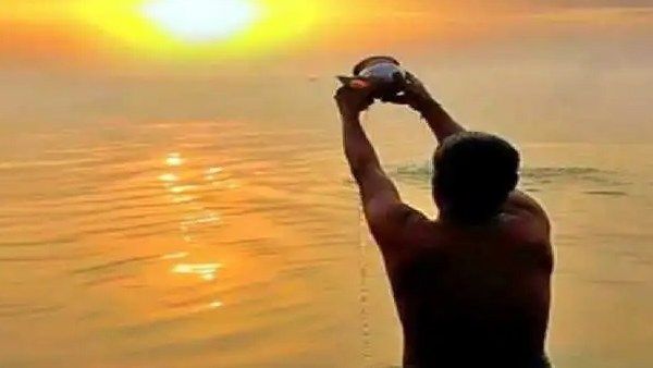 அரசு வேலை தரும் ஆவணி ஞாயிறு விரதம்.. மறந்தும் கூட அசைவம் சாப்பிடாதீர்கள்