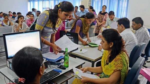 தமிழக பொறியியல் கலந்தாய்வு.. கல்லூரிகளில் 7 நாட்களுக்குள் பணம் செலுத்தாவிட்டால் இடங்கள் காலி