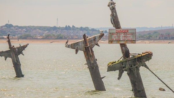 78 ஆண்டுகள்.. தேம்ஸ் நதிக்குள் உறங்கும் 'ராட்சசன்' - இது வெடித்தால் சுனாமிதான்.. திக் திக் லண்டன்!