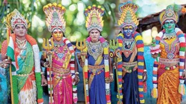 குலசை தசரா திருவிழா..வீதி உலாவரும் முத்தாரம்மன்.. பக்தர்கள் கடைப்பிடிக்க வேண்டிய விதிமுறைகள்