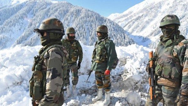 லடாக் மோதல்.. எல்லையில் முக்கிய ரோந்து பகுதிகளை சீனாவிடம் இழந்த இந்தியா? பரபரப்பு குற்றச்சாட்டு