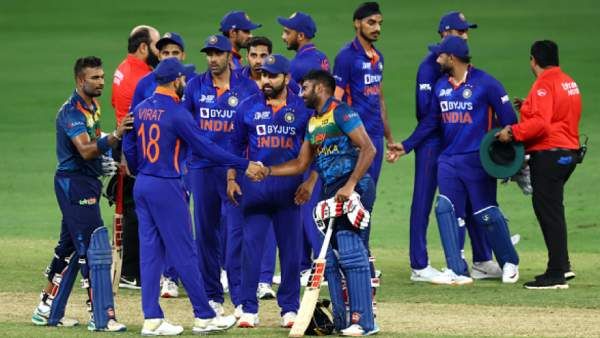 கொடுமை.. இந்திய அணியை துரத்திய 