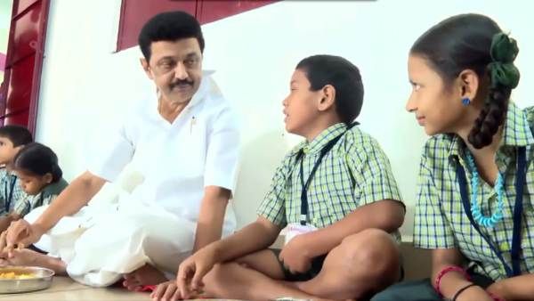 மாணவர்களுக்கான காலை சிற்றுண்டி திட்டம்.. சுவைத்து பார்த்து ஆய்வு செய்த முதல்வர் ஸ்டாலின்!