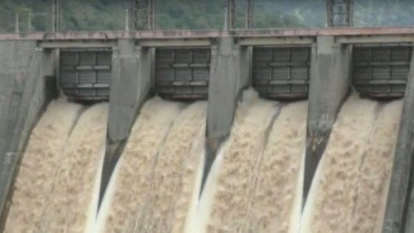 அலர்ட்! பொங்கிப் பெருகிய பவானியாறு! ஆர்பரித்துச் செல்லும் வெள்ளம்! மக்களுக்கு பறந்த முக்கிய உத்தரவு!