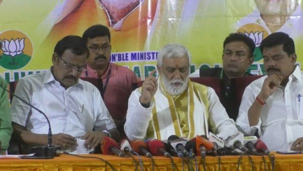 பிஎஃப்ஐ கோட்டையாக தமிழகம் மாறி வருகிறது! கனவு ஒருபோதும் நிறைவேறாது! அமைச்சர் அஸ்வினிகுமார் ஆவேசம்!