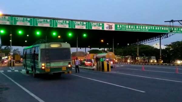 28 தமிழக சுங்க சாவடிகளில் இன்று முதல் 15% கட்டணம் உயர்வு- அத்தியாவசிய பொருட்கள் விலை மேலும் உயர்வு!