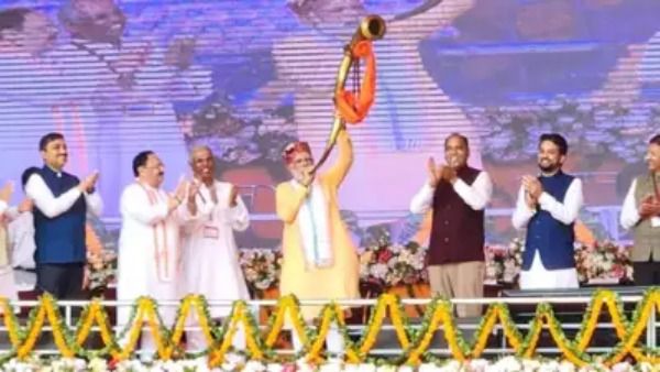 ’ஆப்ரேசன் லோட்டஸ் 144’ 2024 தேர்தலில் பாஜக போடும் ‘மாஸ்டர் ப்ளான்’! மொத்தமாய் களமிறங்கும் சீனியர்கள்