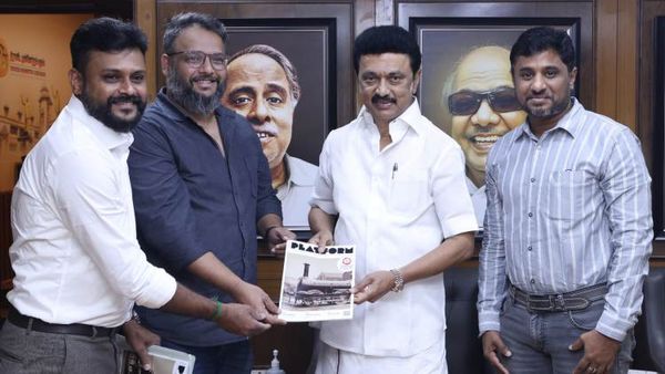யுவர் பிளாட்ஃபார்ம் குழுவினருக்கு முதல்வர் வாழ்த்து! 