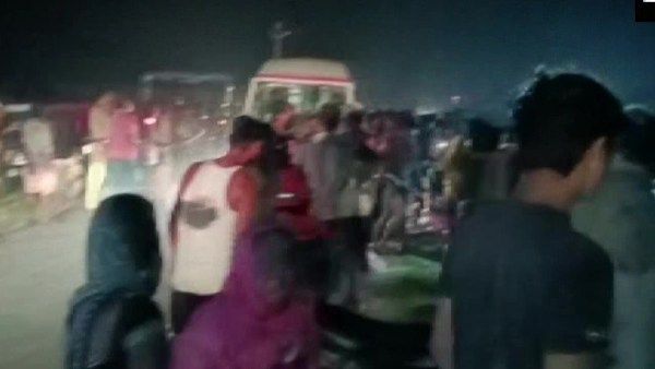 உத்தர பிரதேசத்தை உலுக்கிய விபத்து: பலியான 27 பேரின் குடும்பத்தினருக்கு பிரதமர் மோடி இரங்கல்!