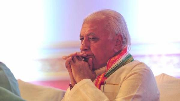 ஜகா வாங்கிய ஆளுநரின் முக்கிய 'கைகள்'.. அதிர்ச்சியில் ஆரிஃப் முகமதுகான்.. இது கேரள கதகளி ஆட்டம்!