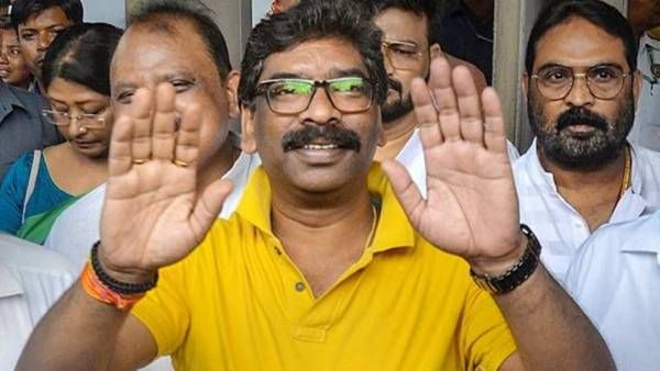 ஜார்க்கண்ட்: ஓபிசி-க்கு  27% இடஒதுக்கீடு மசோதா- ஒப்புதல் தராத ஆளுநர்- முட்டி மோதும் சிஎம் சோரன்! 