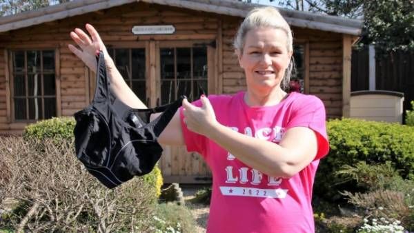 ஷேப் மாறிய மேலாடை! பெண்ணின் உயிரை காப்பாற்றிய ஸ்போர்ட்ஸ் பிரா.. சாண்ட்ராவின் சக்சஸ் ஸ்டோரி டிரென்ட்!